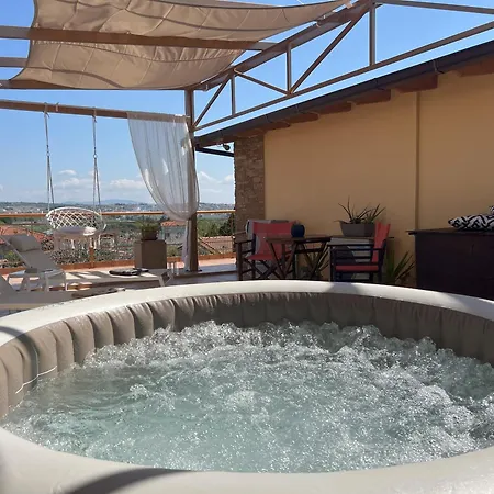 Doormat# Wait 'n Sea, Jacuzzi, Luxury Stone House Lägenhet